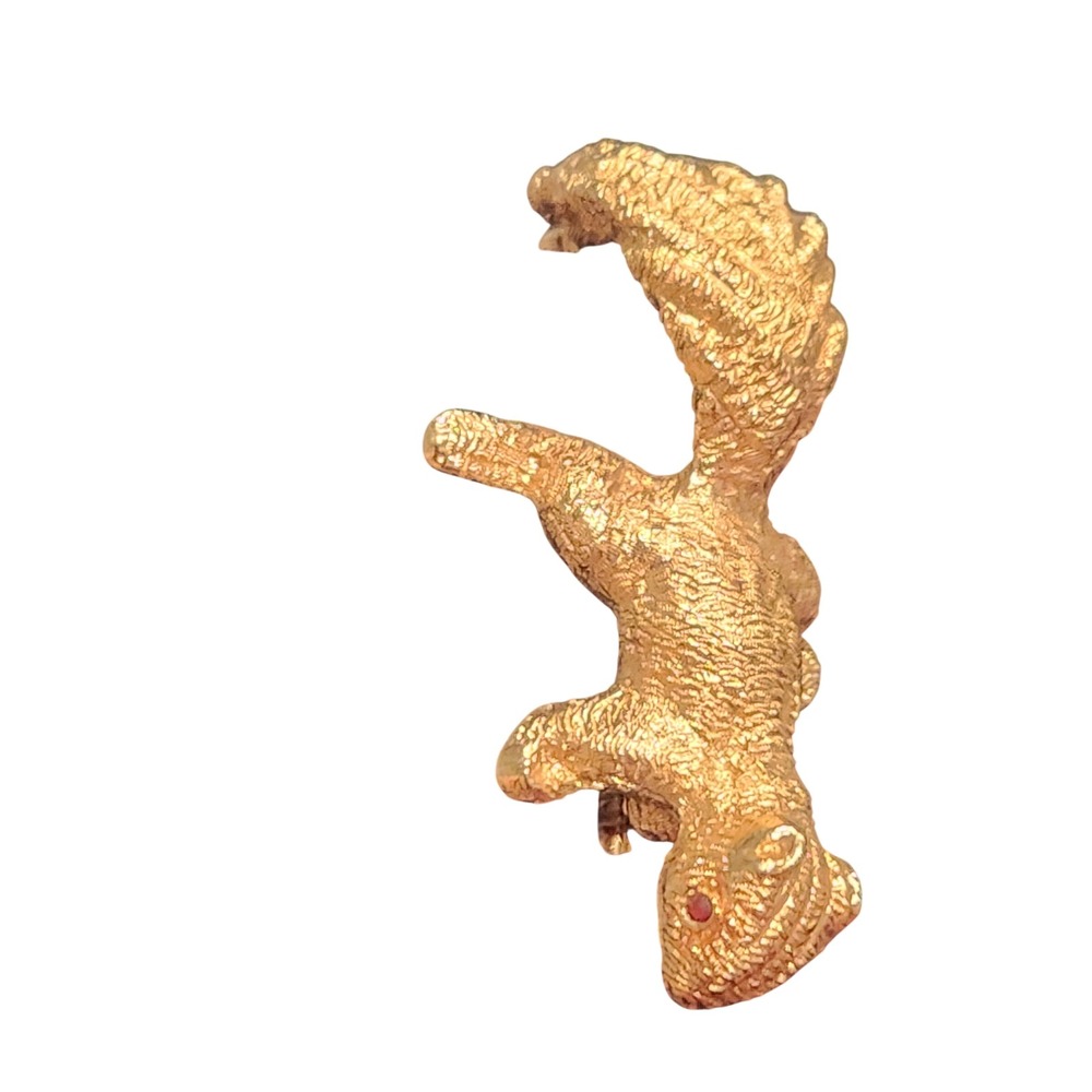 Squirrel Brooch Red Rhinestone Eye RARE Monet Gold Tone Textured - Picture 2 of 16